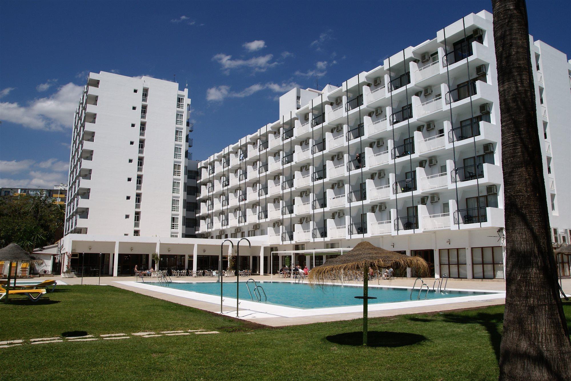 Thb San Fermin Hotel Benalmádena Buitenkant foto