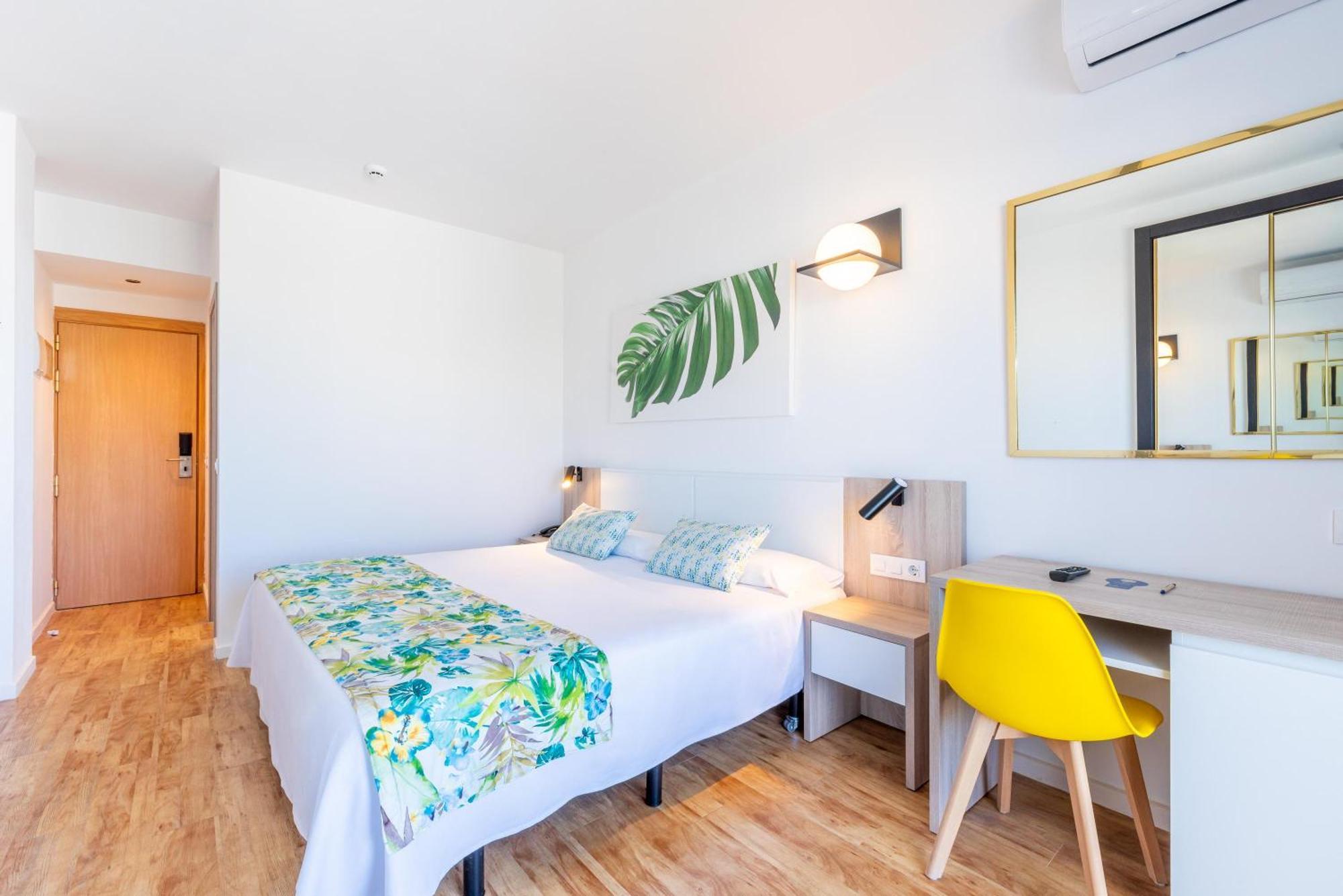 Thb San Fermin Hotel Benalmádena Buitenkant foto