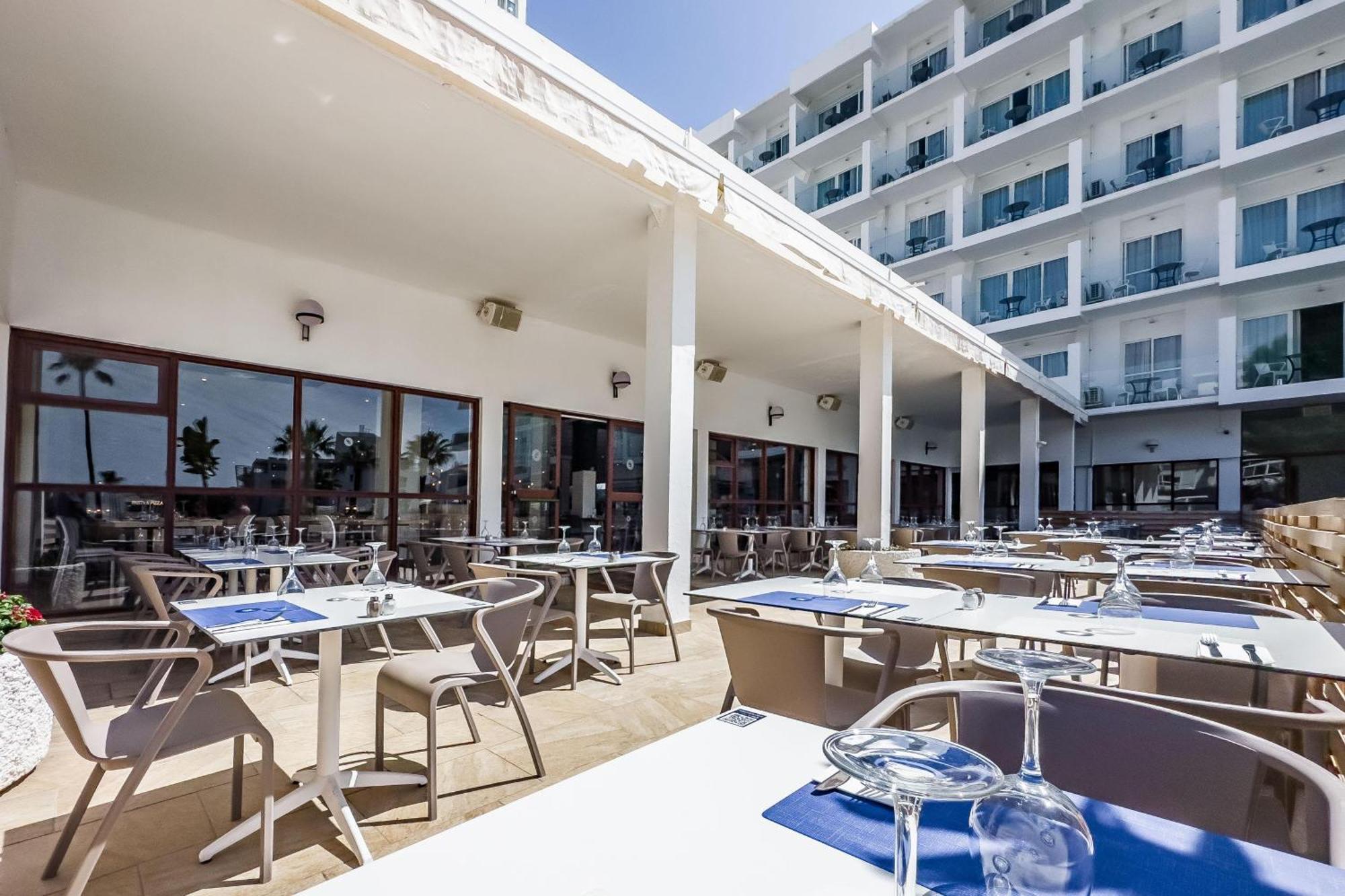 Thb San Fermin Hotel Benalmádena Buitenkant foto