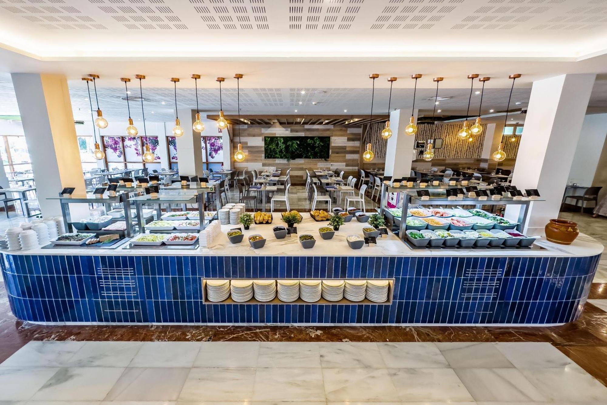 Thb San Fermin Hotel Benalmádena Buitenkant foto