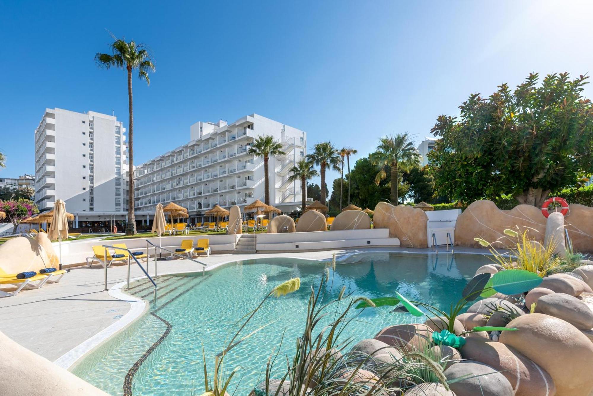Thb San Fermin Hotel Benalmádena Buitenkant foto