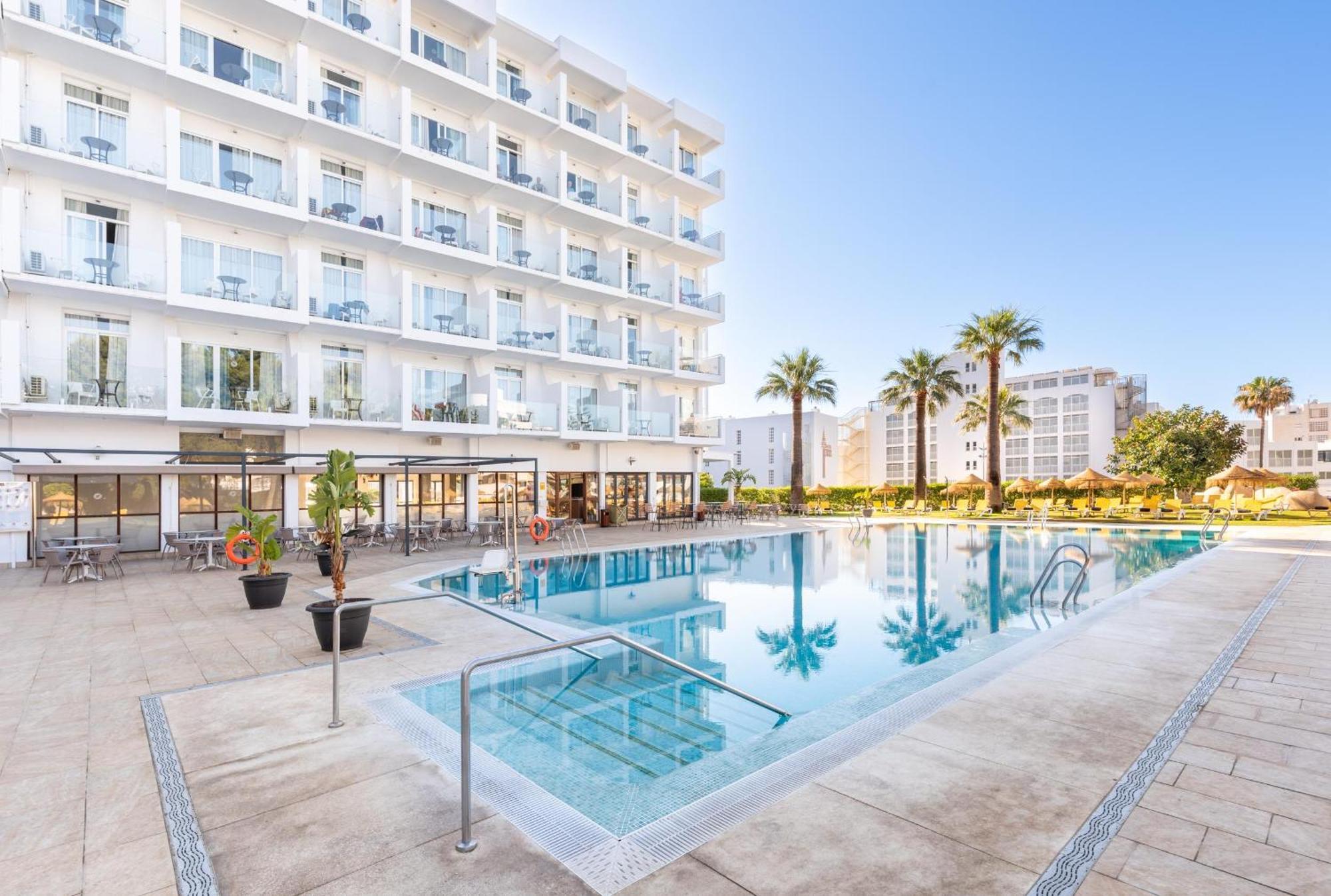 Thb San Fermin Hotel Benalmádena Buitenkant foto